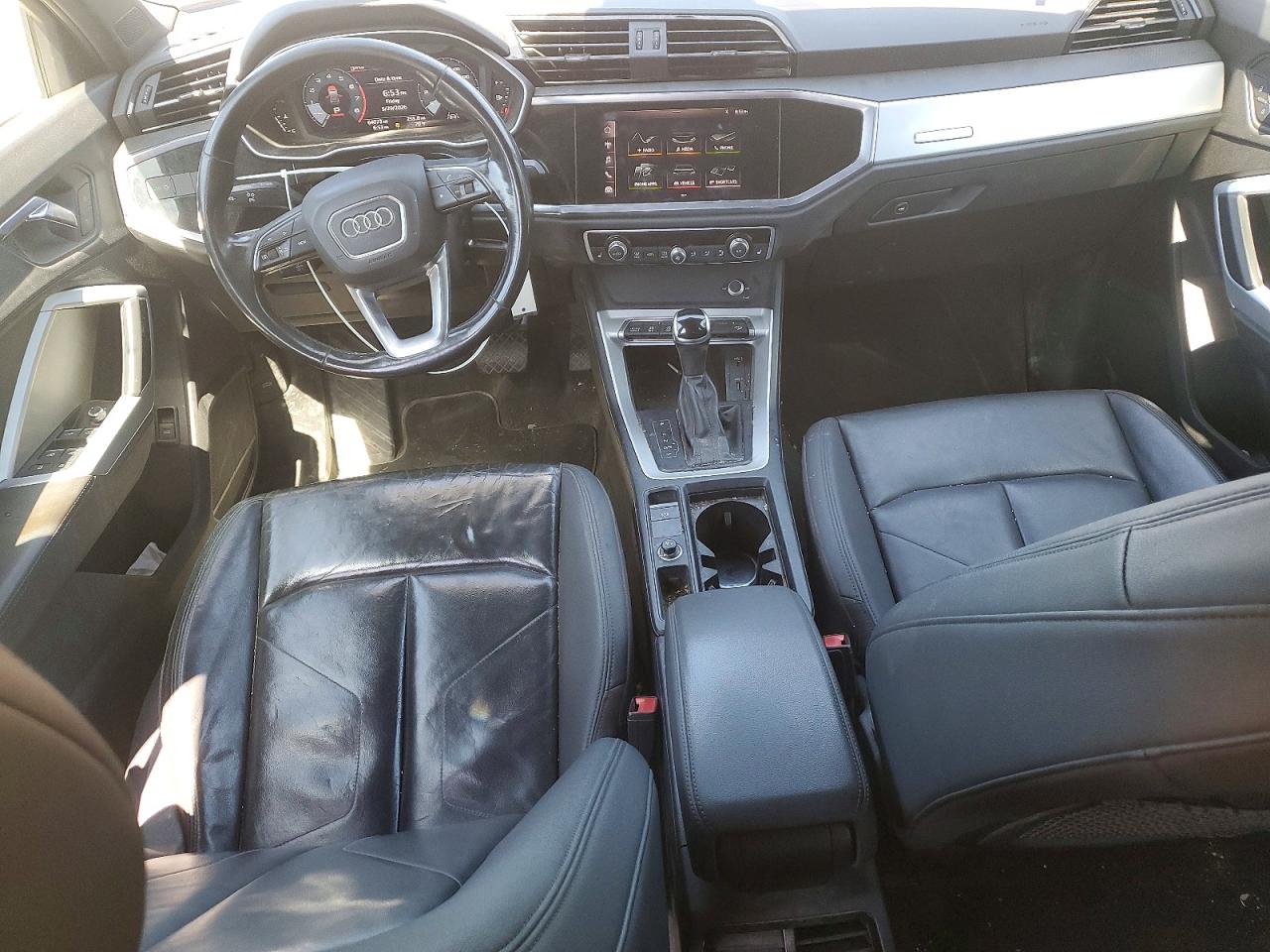 Audi Q3 Premium 40