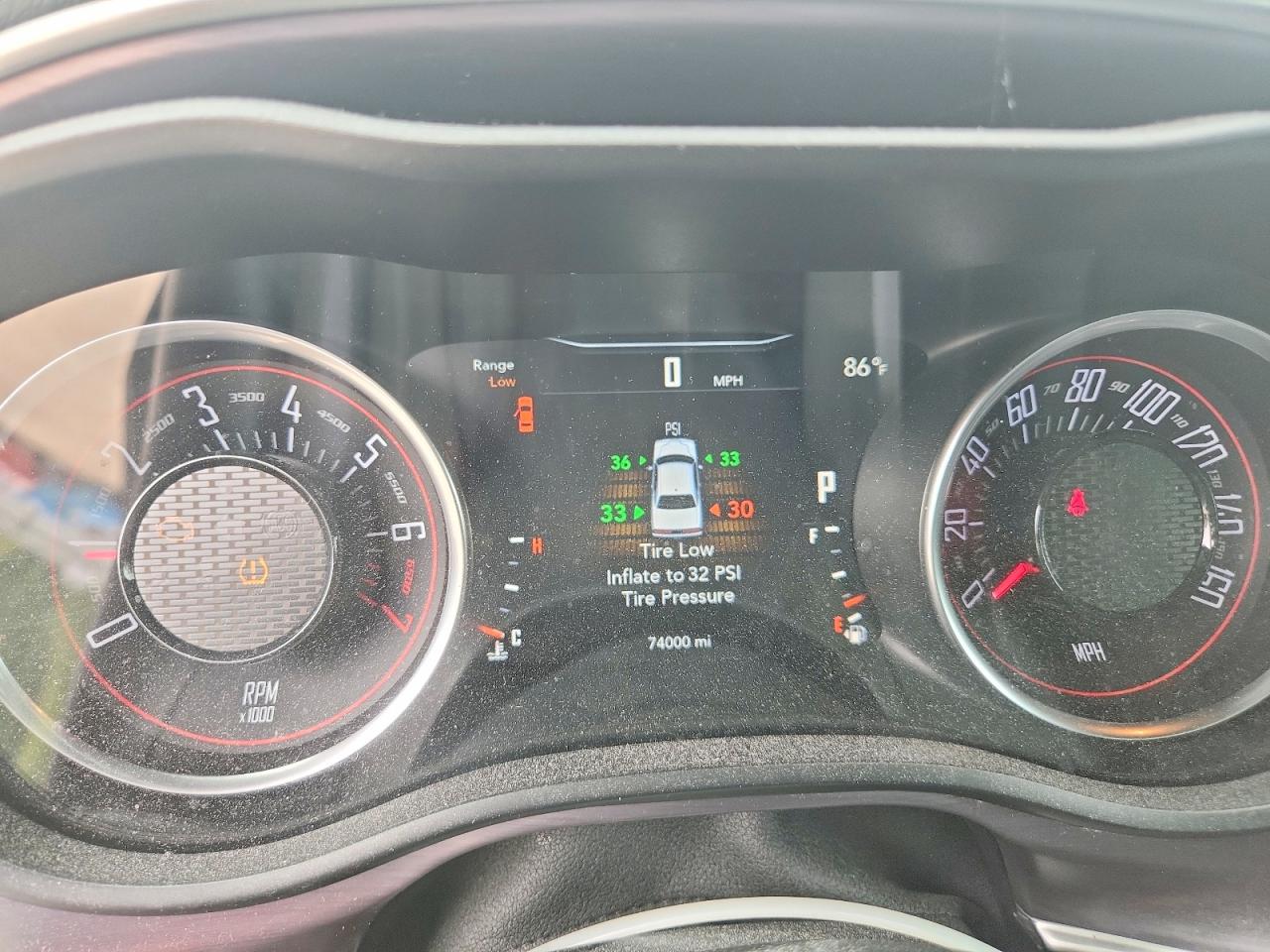 Dodge Challenger Sxt
