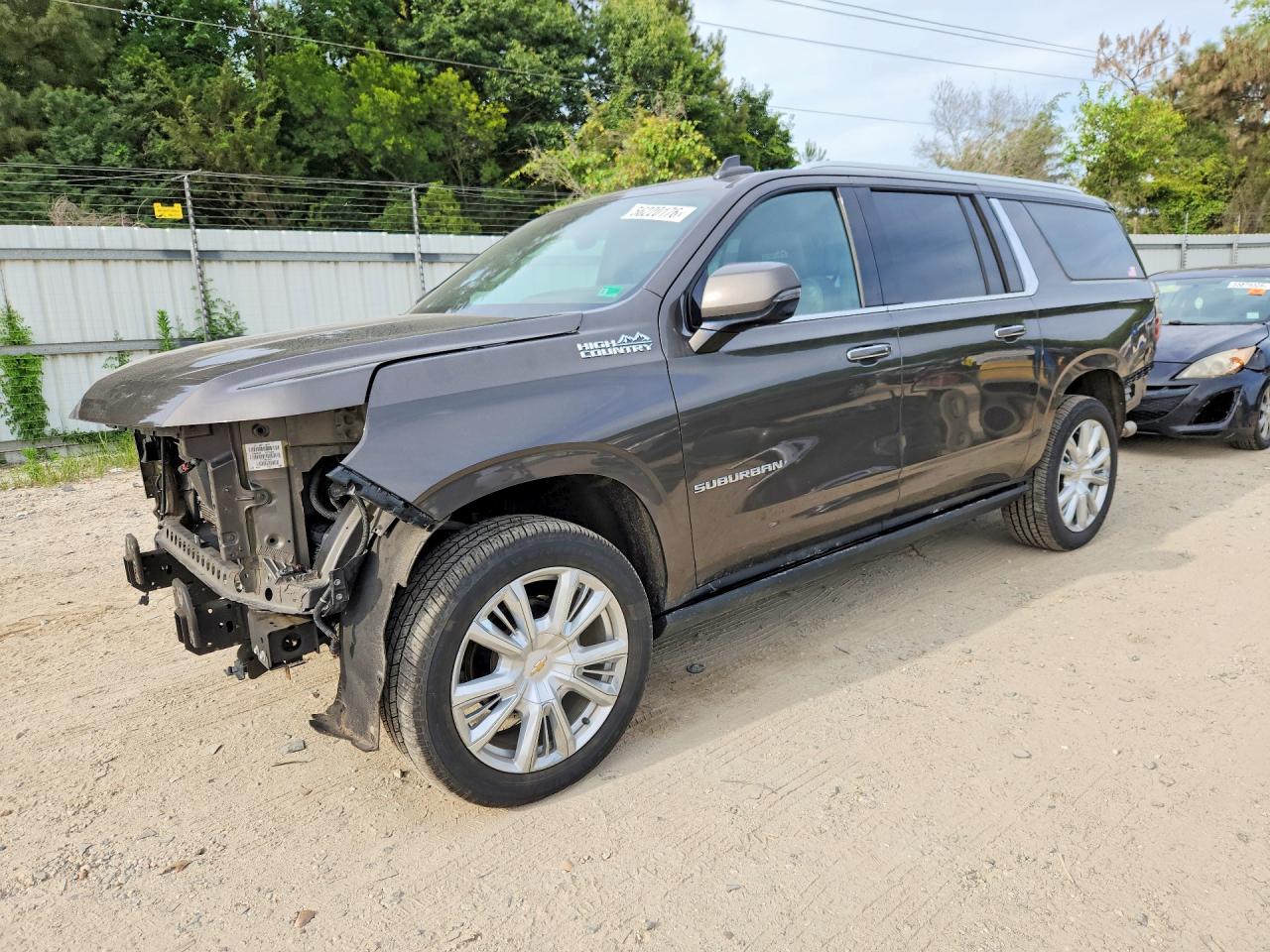 Salvage Chevrolet Suburban Image