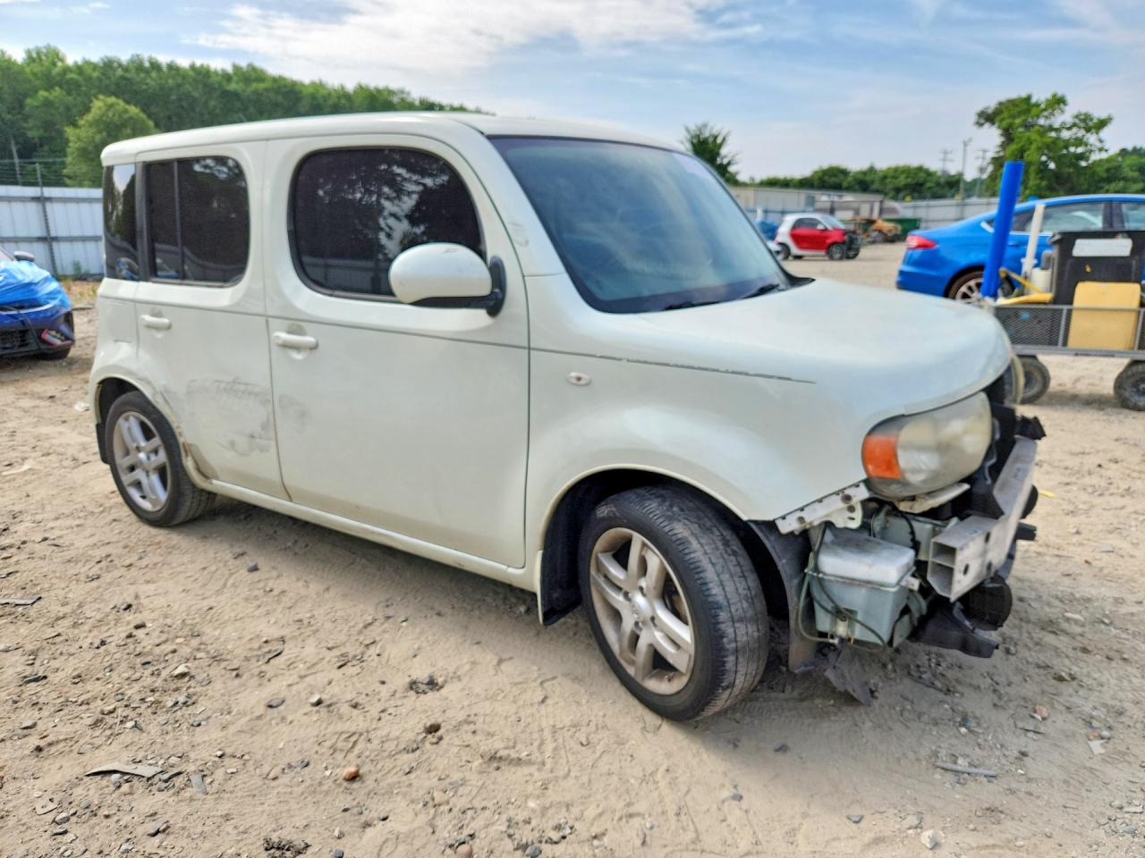 Nissan cube 1.8