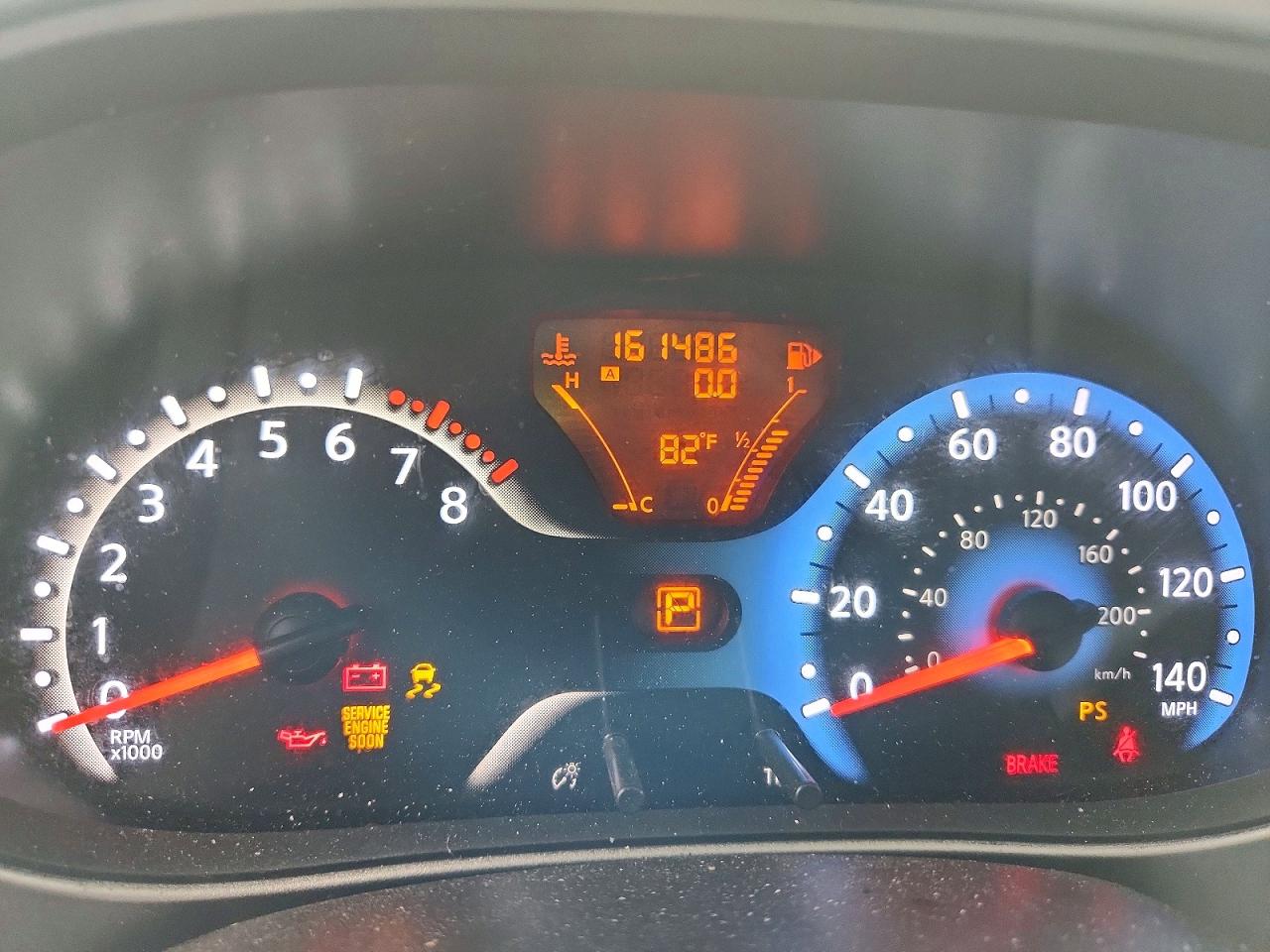 Nissan cube 1.8