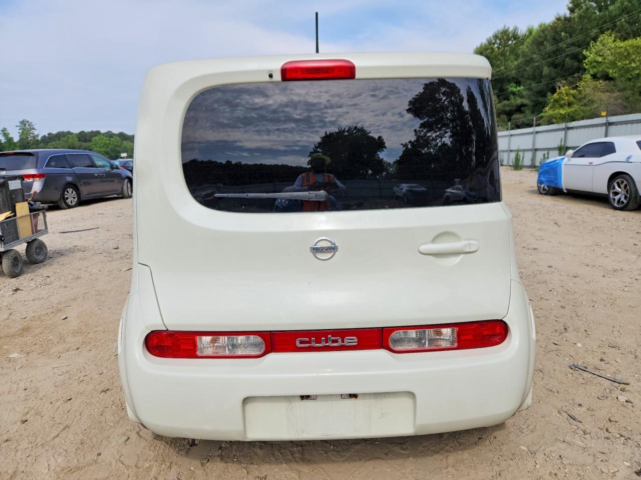 Nissan cube 1.8