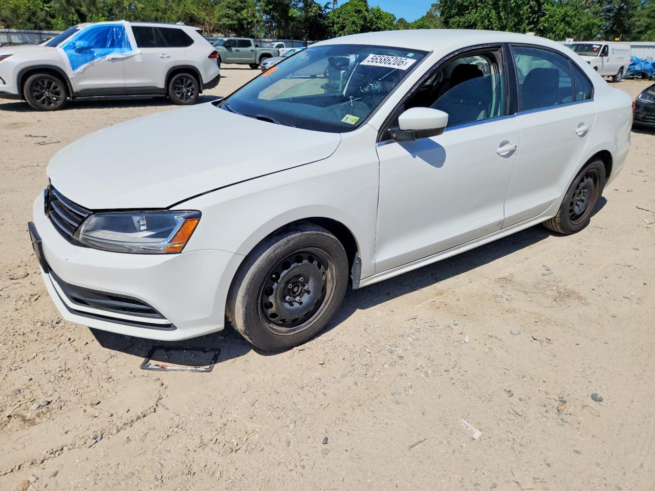 Salvage Volkswagen Jetta Image
