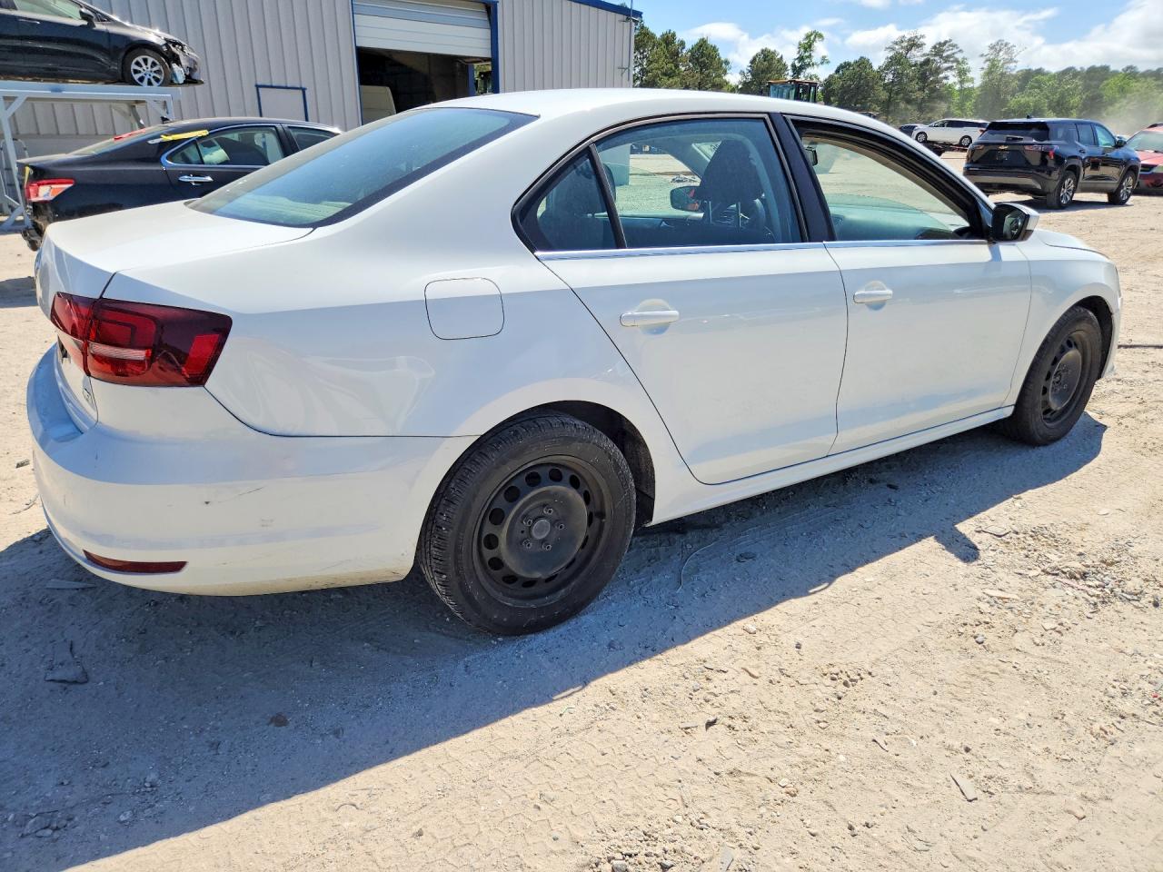 Volkswagen Jetta S