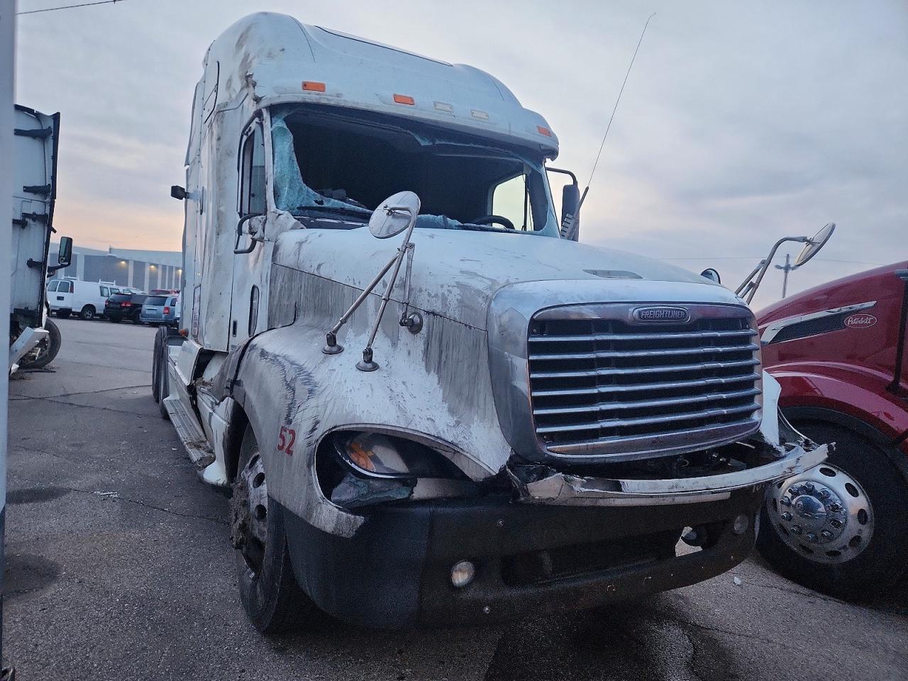 Salvage Freightliner Conventional Image