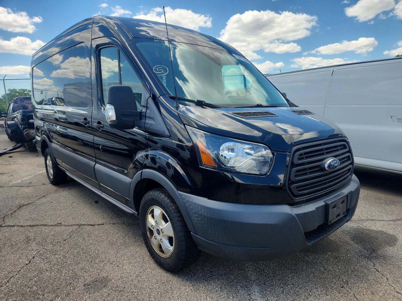 Ford Transit T-250