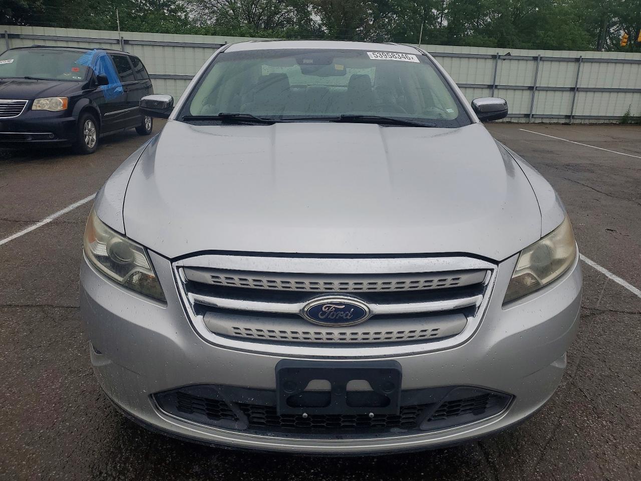 Ford Taurus Limited