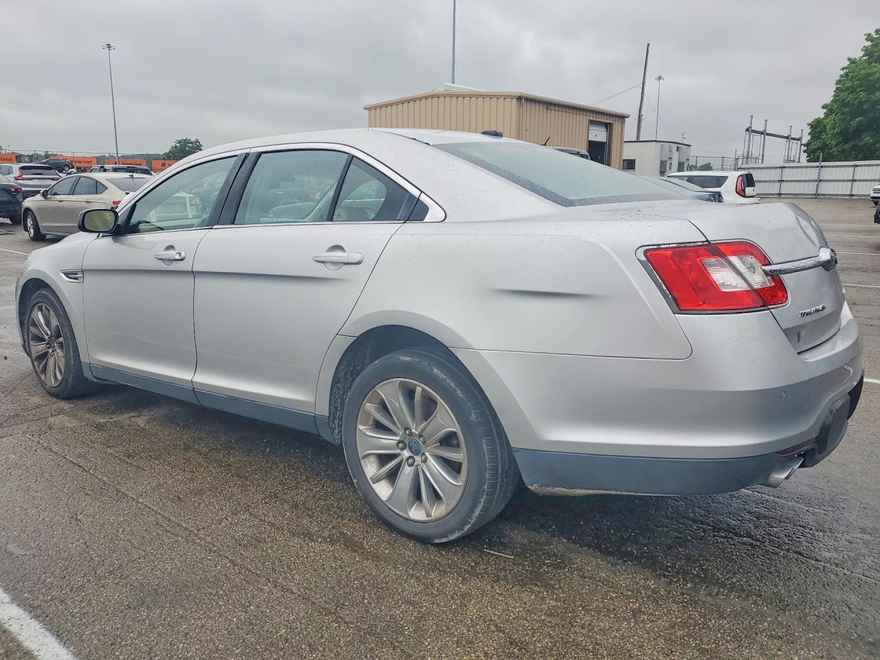 Ford Taurus Limited