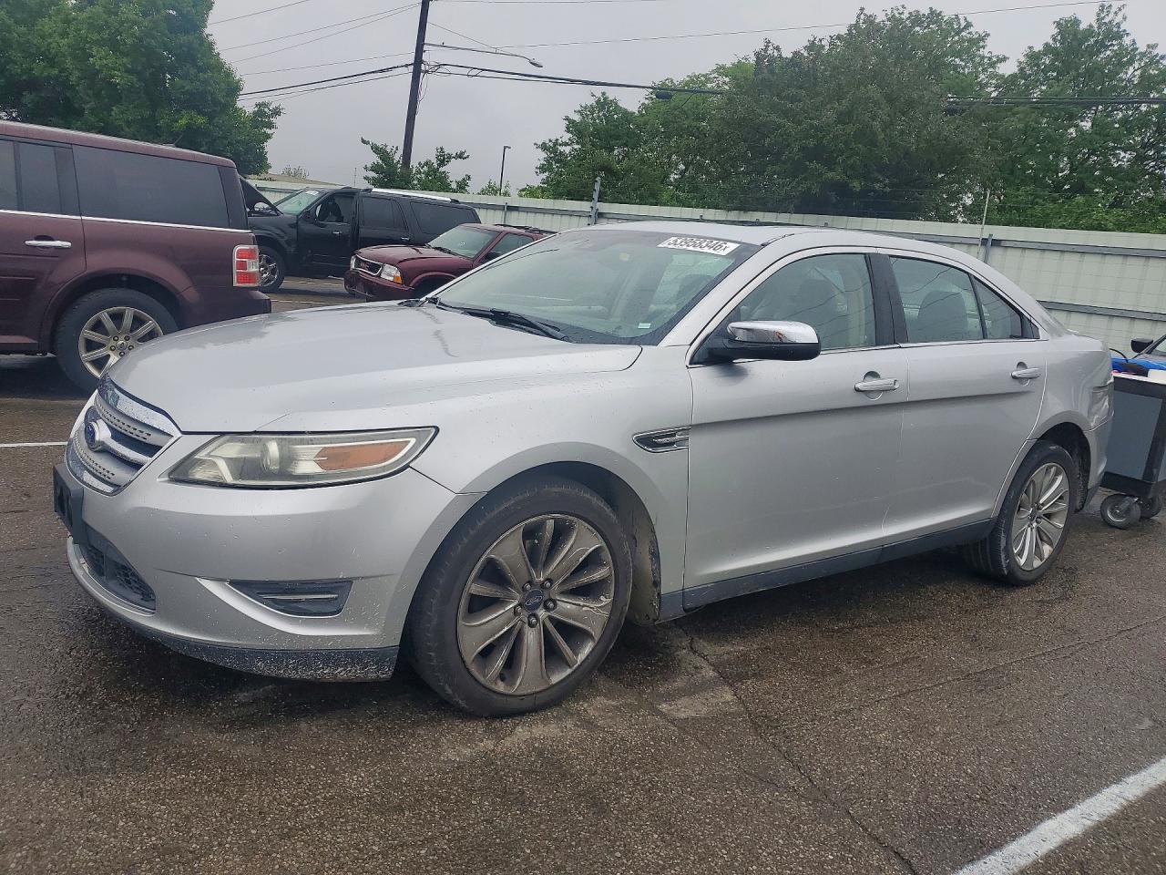 Salvage Ford Taurus Image