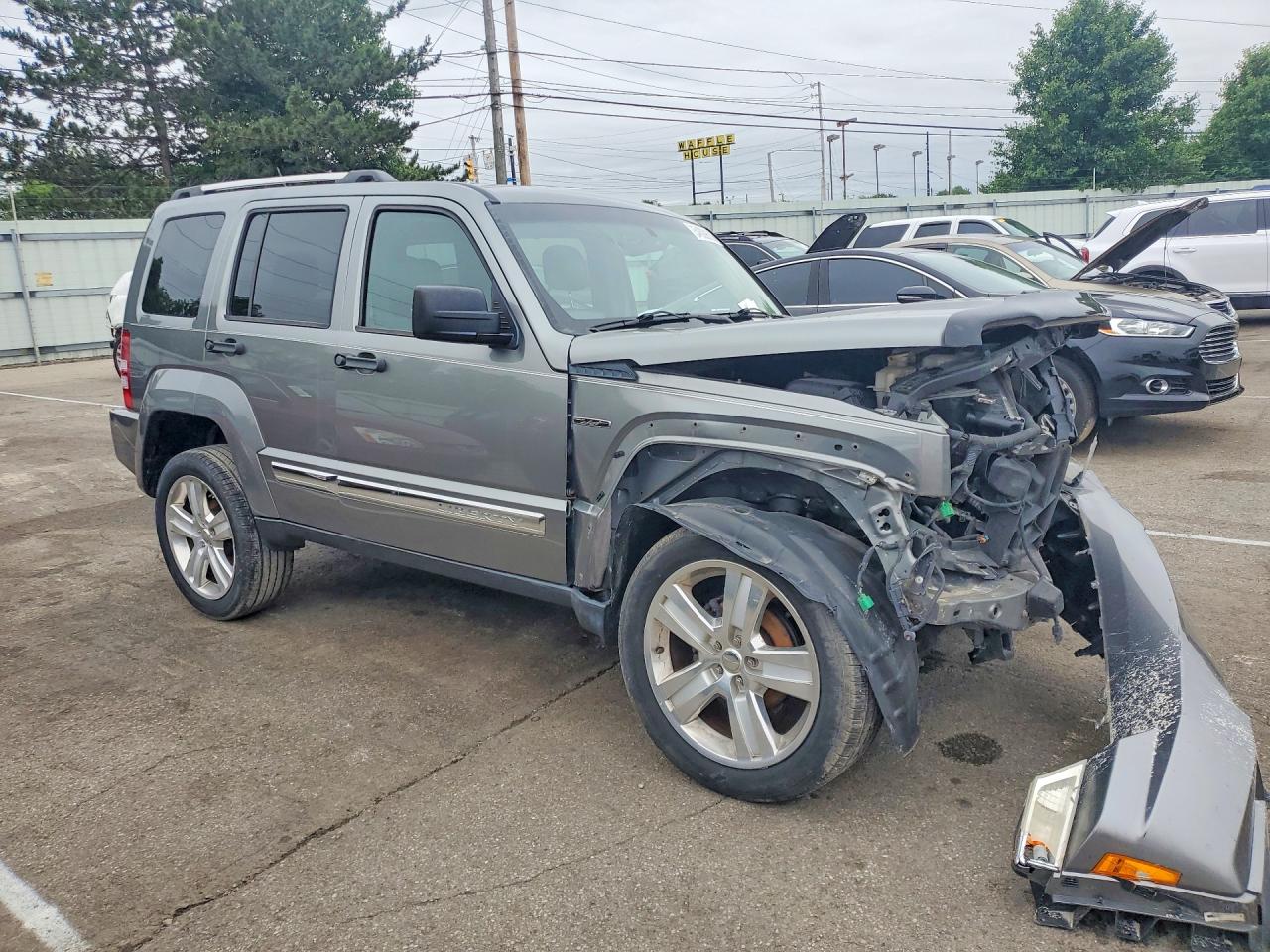 Jeep Liberty Jet