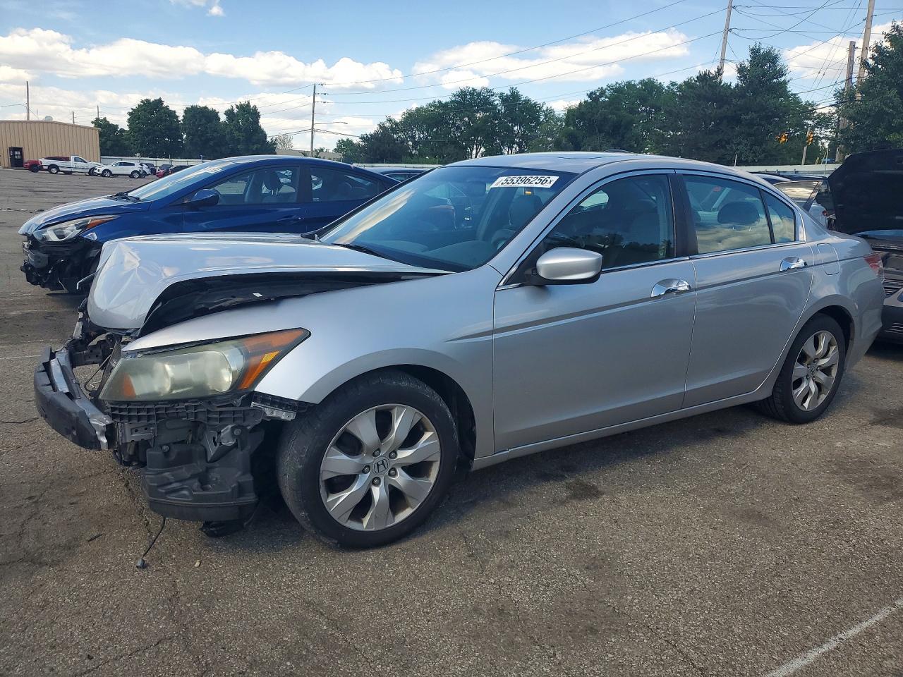 Salvage Honda Accord Image
