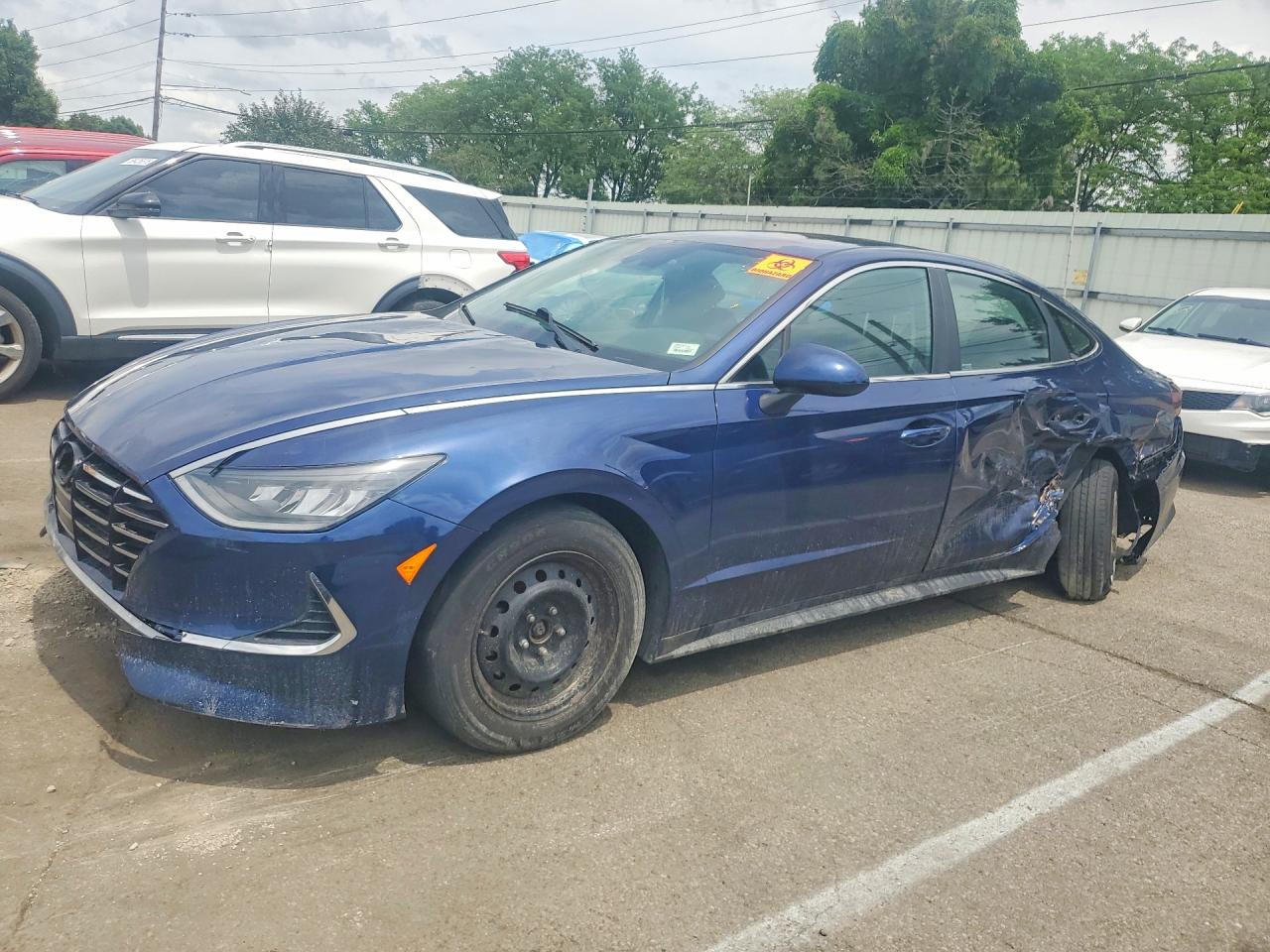 Salvage Hyundai SONATA Image