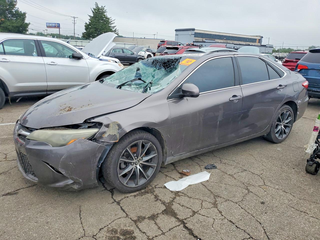 Salvage Toyota Camry Image