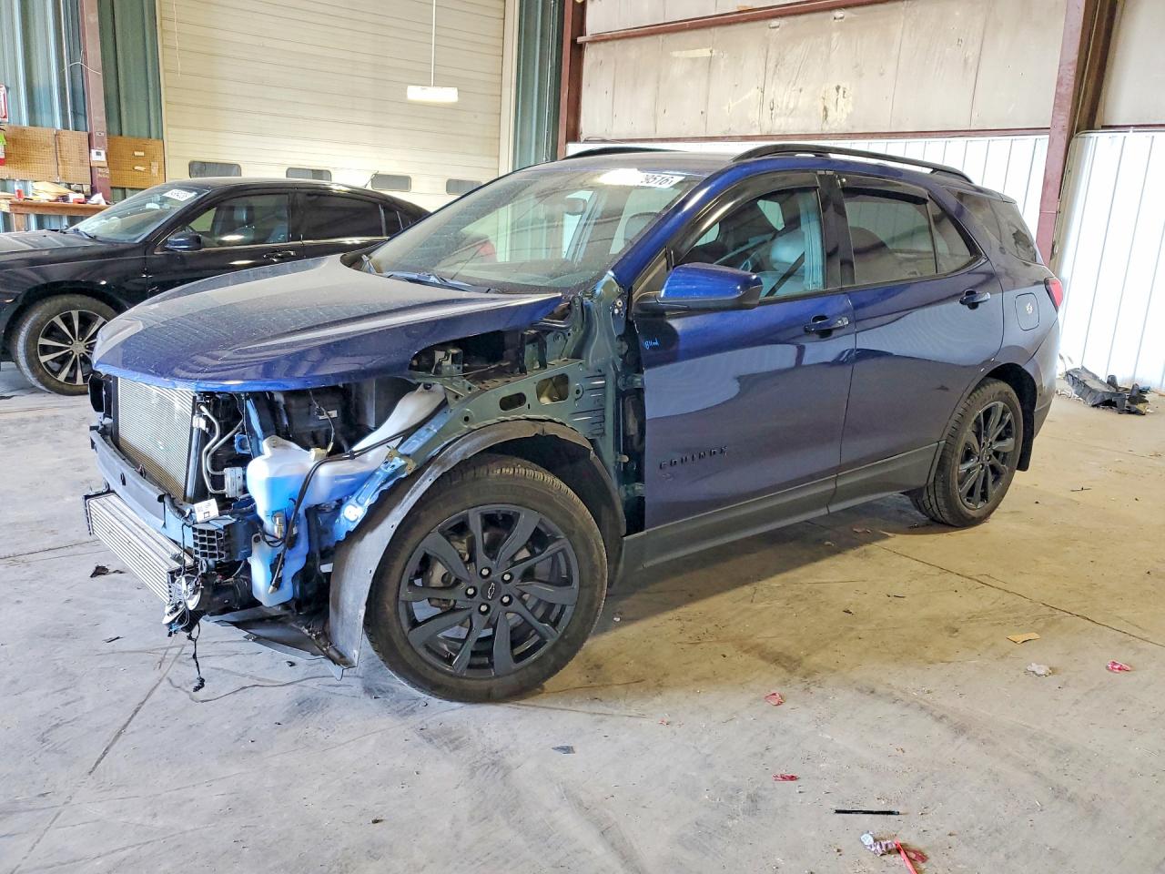 Salvage Chevrolet Equinox Image