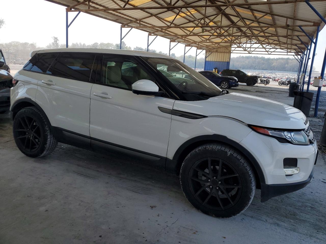 Land Rover Range Rover Pure Premium