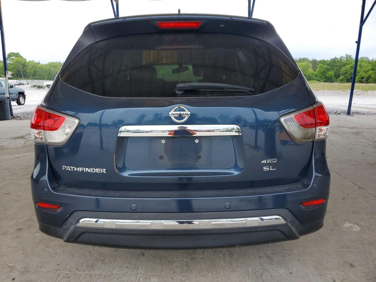 Nissan Pathfinder S