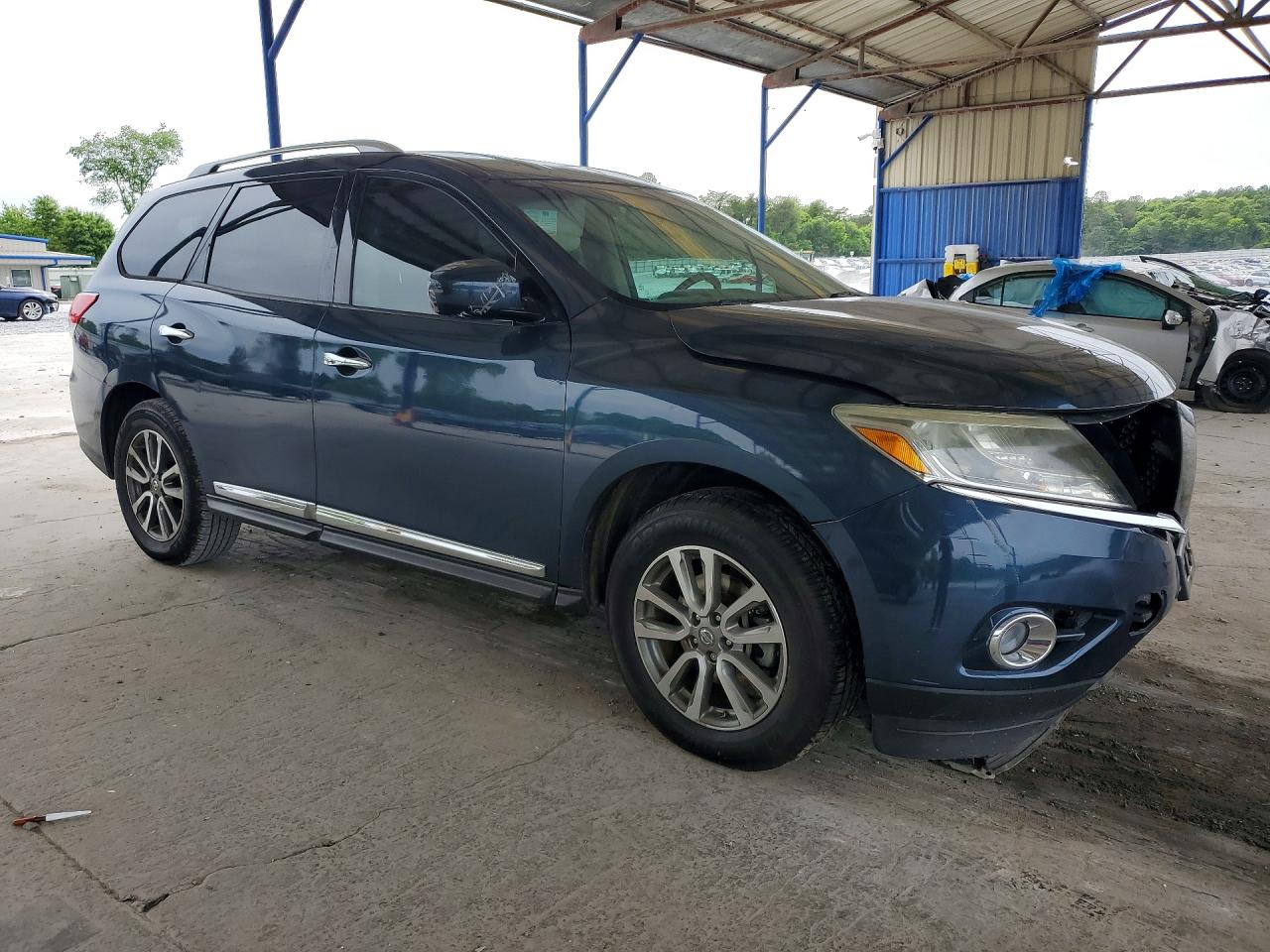 Nissan Pathfinder S