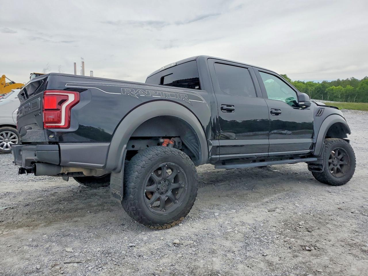 Ford F-150 Raptor