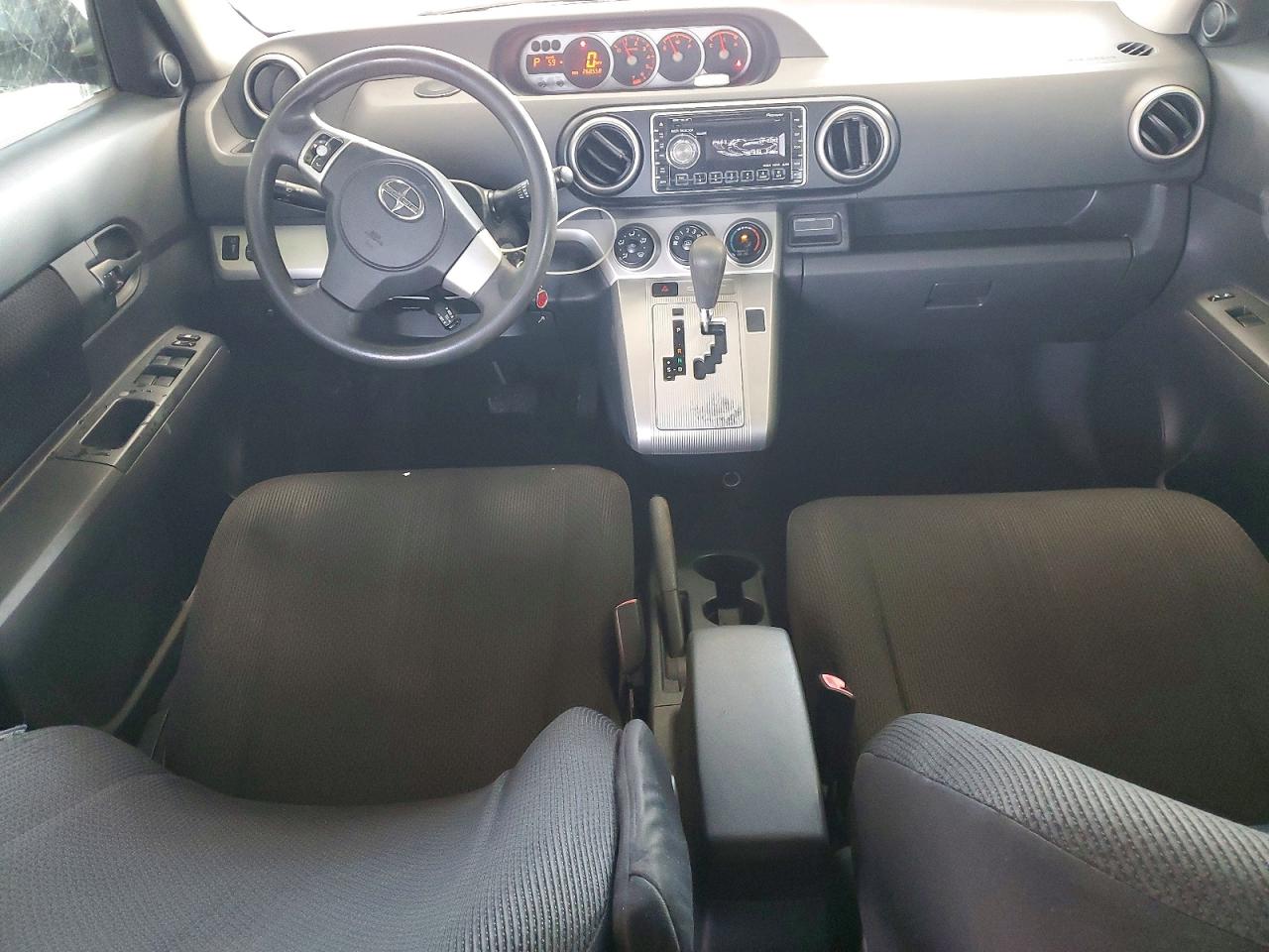 Toyota Scion Xb