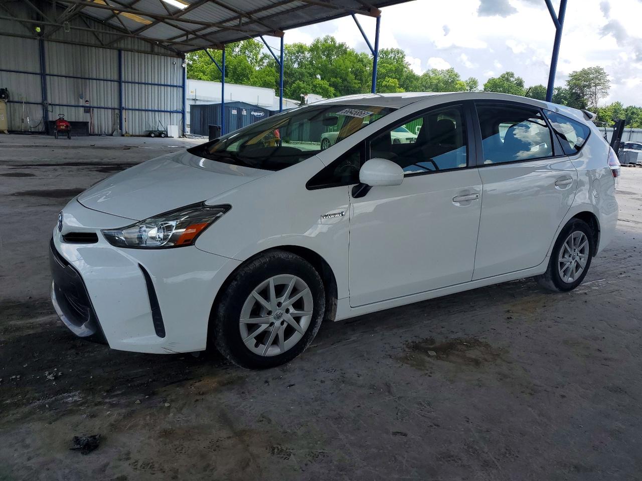 Salvage Toyota Prius Image
