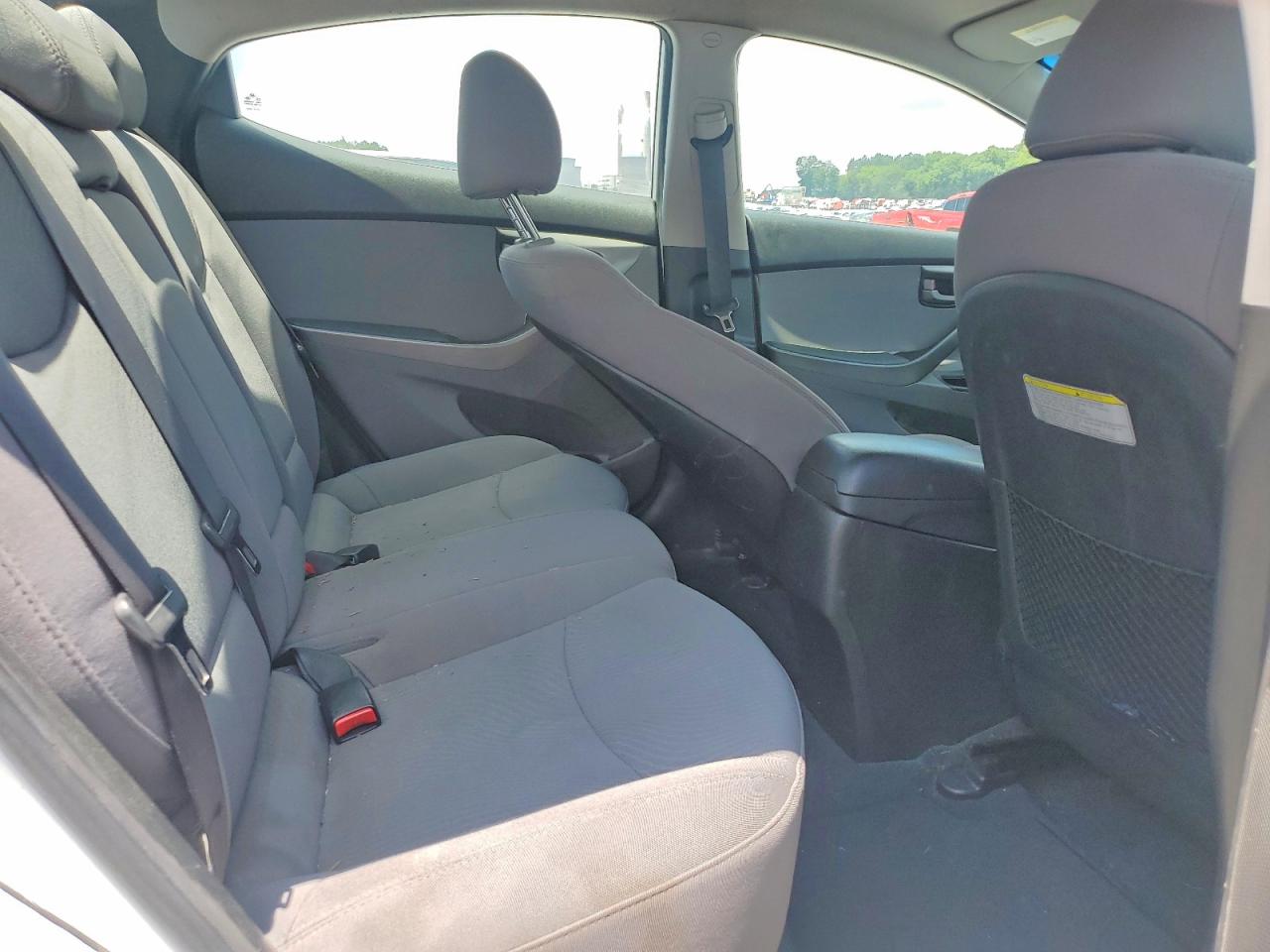 Hyundai ELANTRA Se