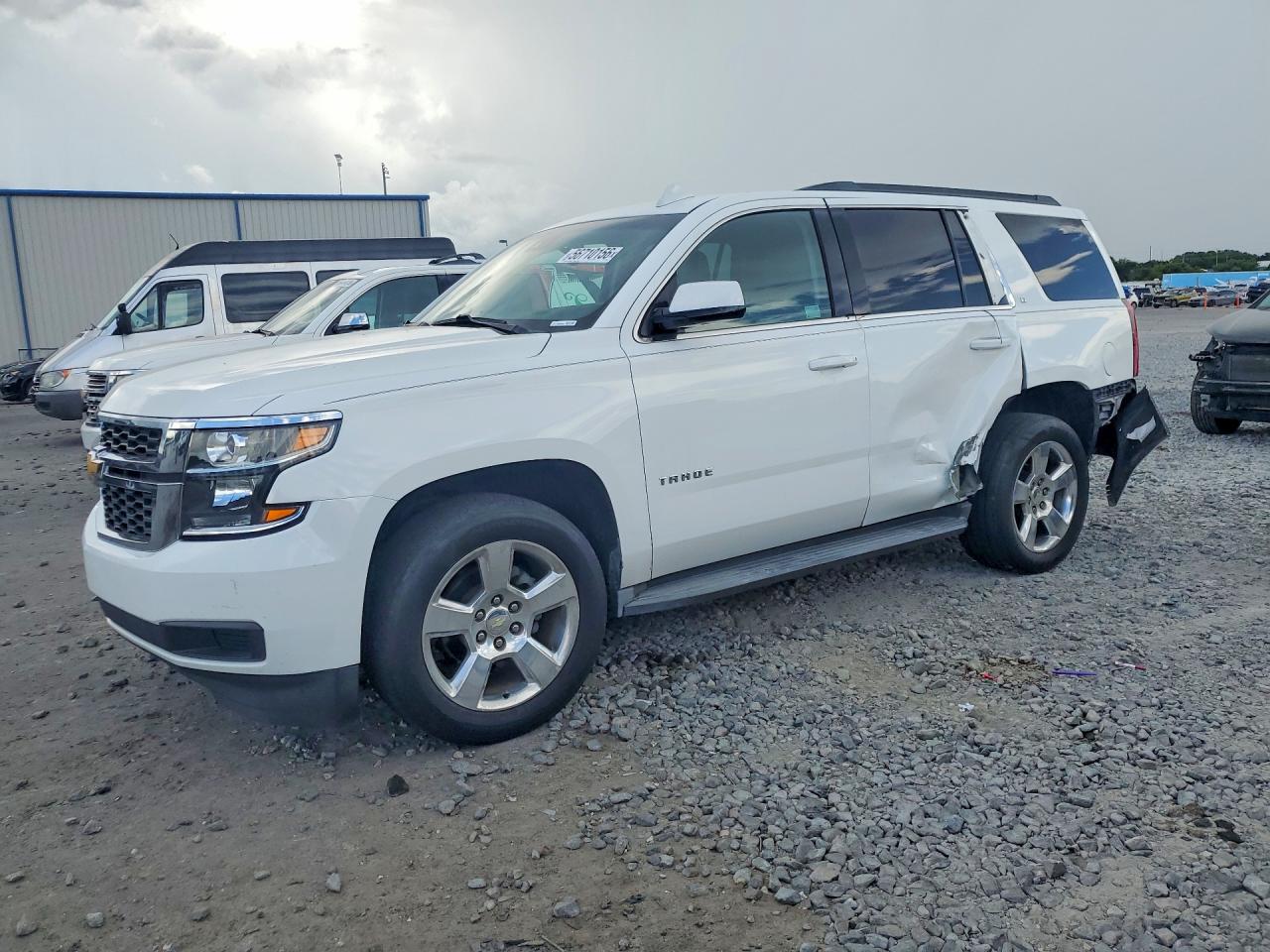 Salvage Chevrolet Tahoe Image