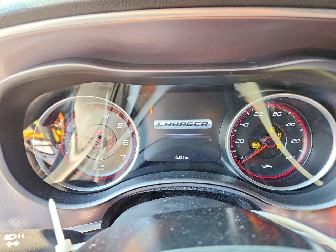Dodge Charger Sxt
