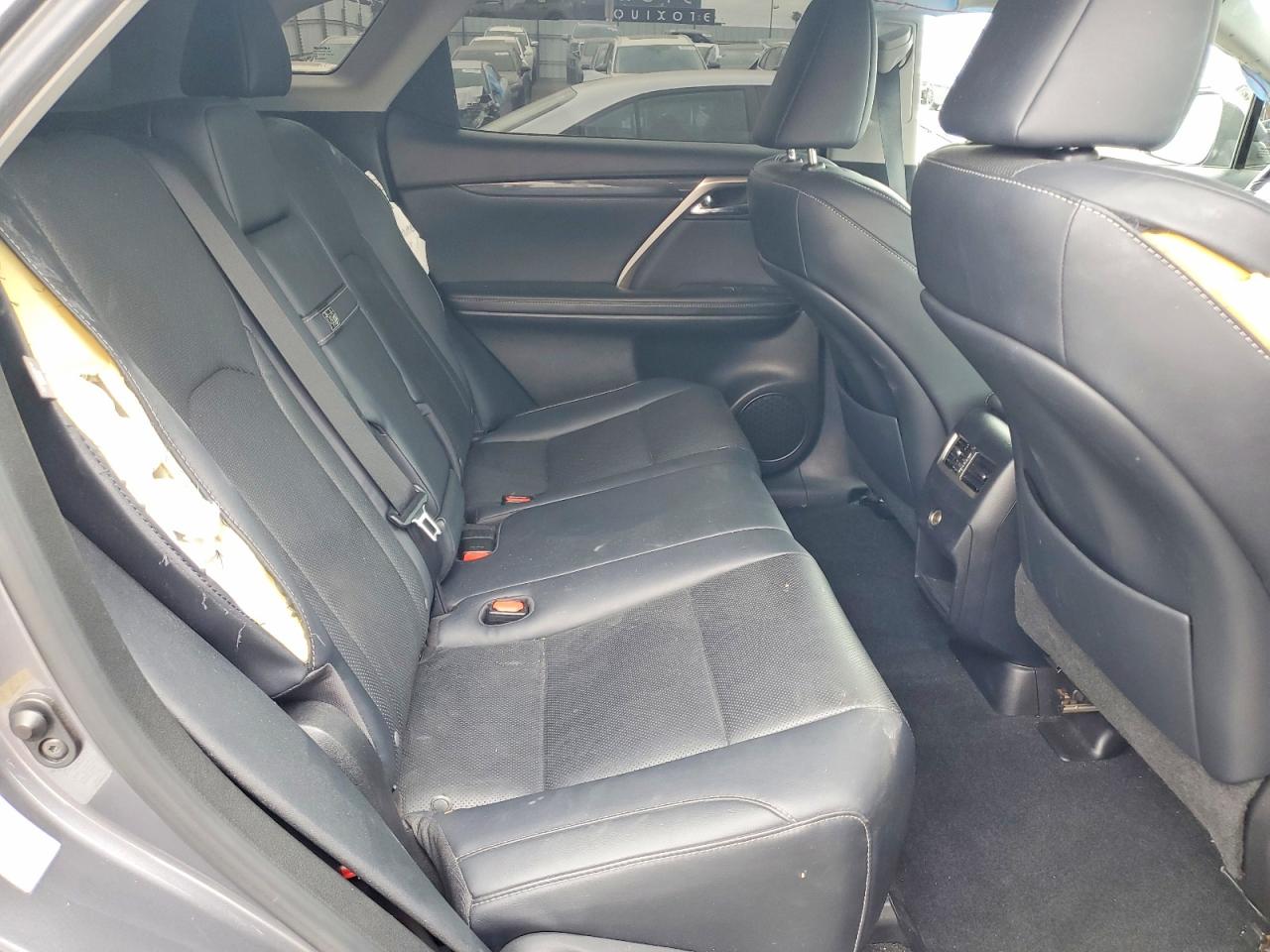 Lexus RX Base