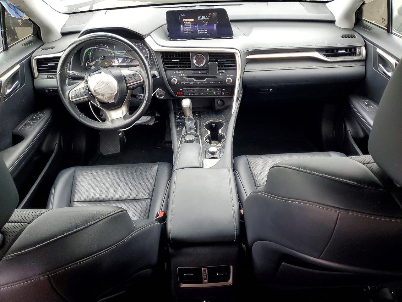 Lexus RX Base