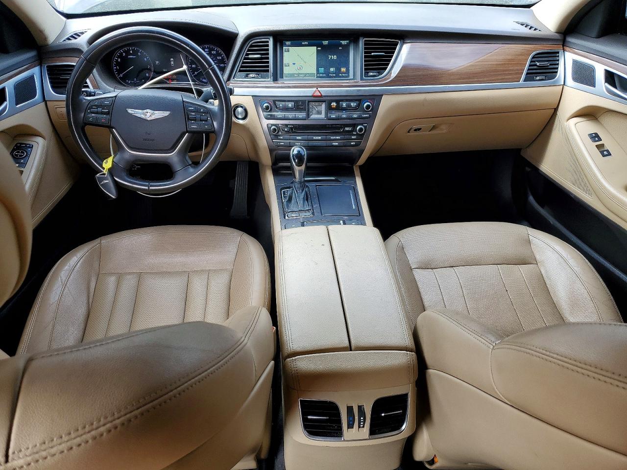 Hyundai Genesis 3.8l