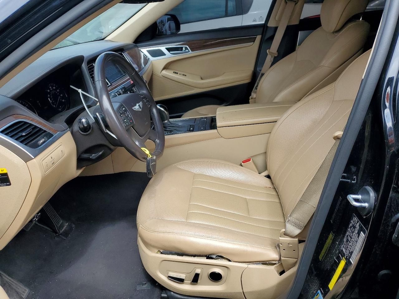 Hyundai Genesis 3.8l