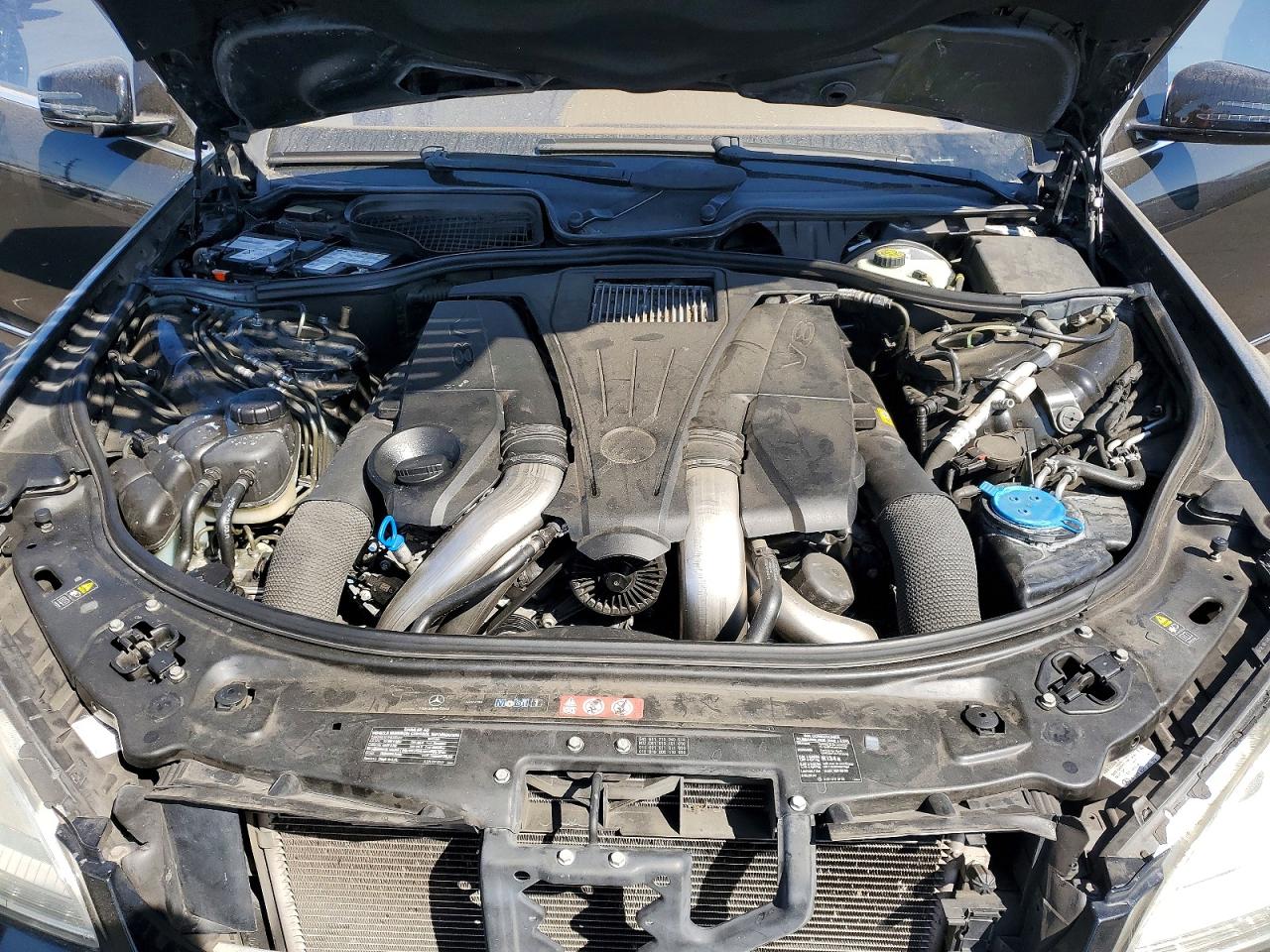 Mercedes-Benz S-Class 550