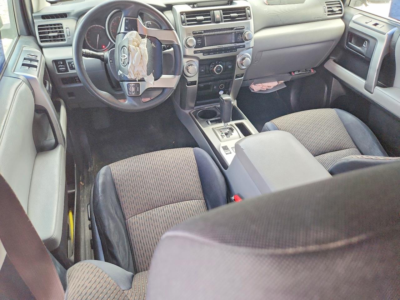 Toyota 4Runner Sr5