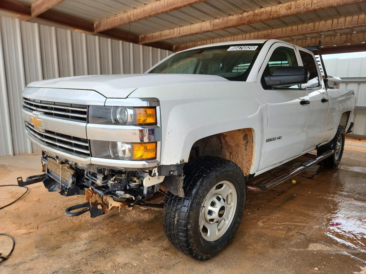 Salvage Chevrolet Silverado Image