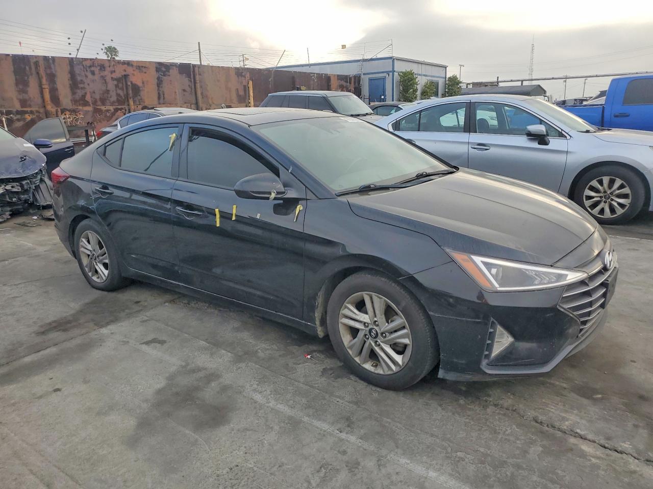 Hyundai ELANTRA Value Edition