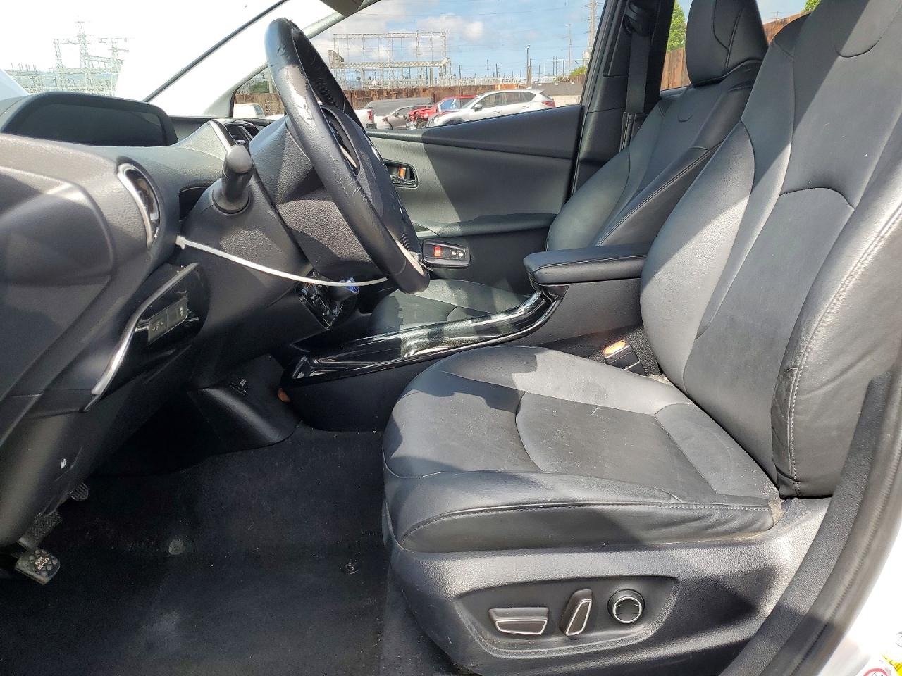 Toyota Prius Four