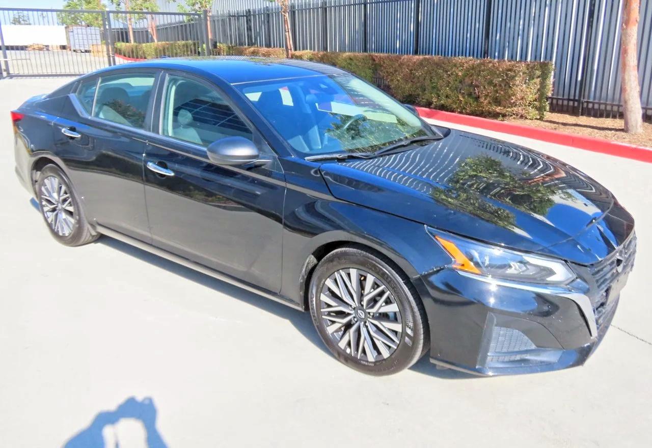 Nissan Altima Sv