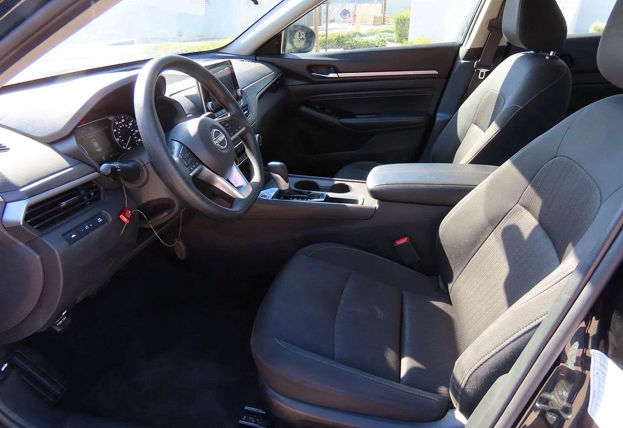 Nissan Altima Sv