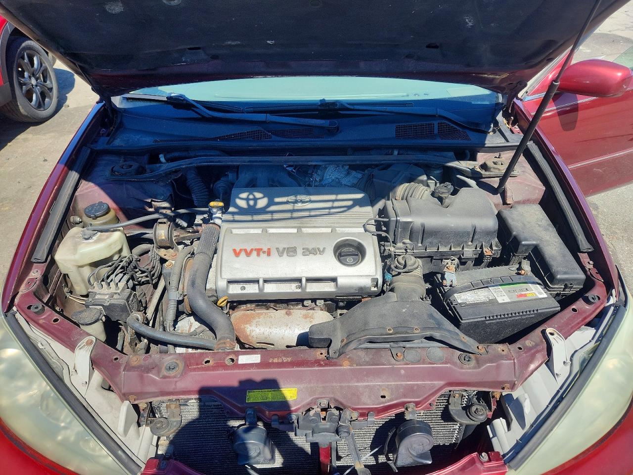 Toyota Camry Xle V6