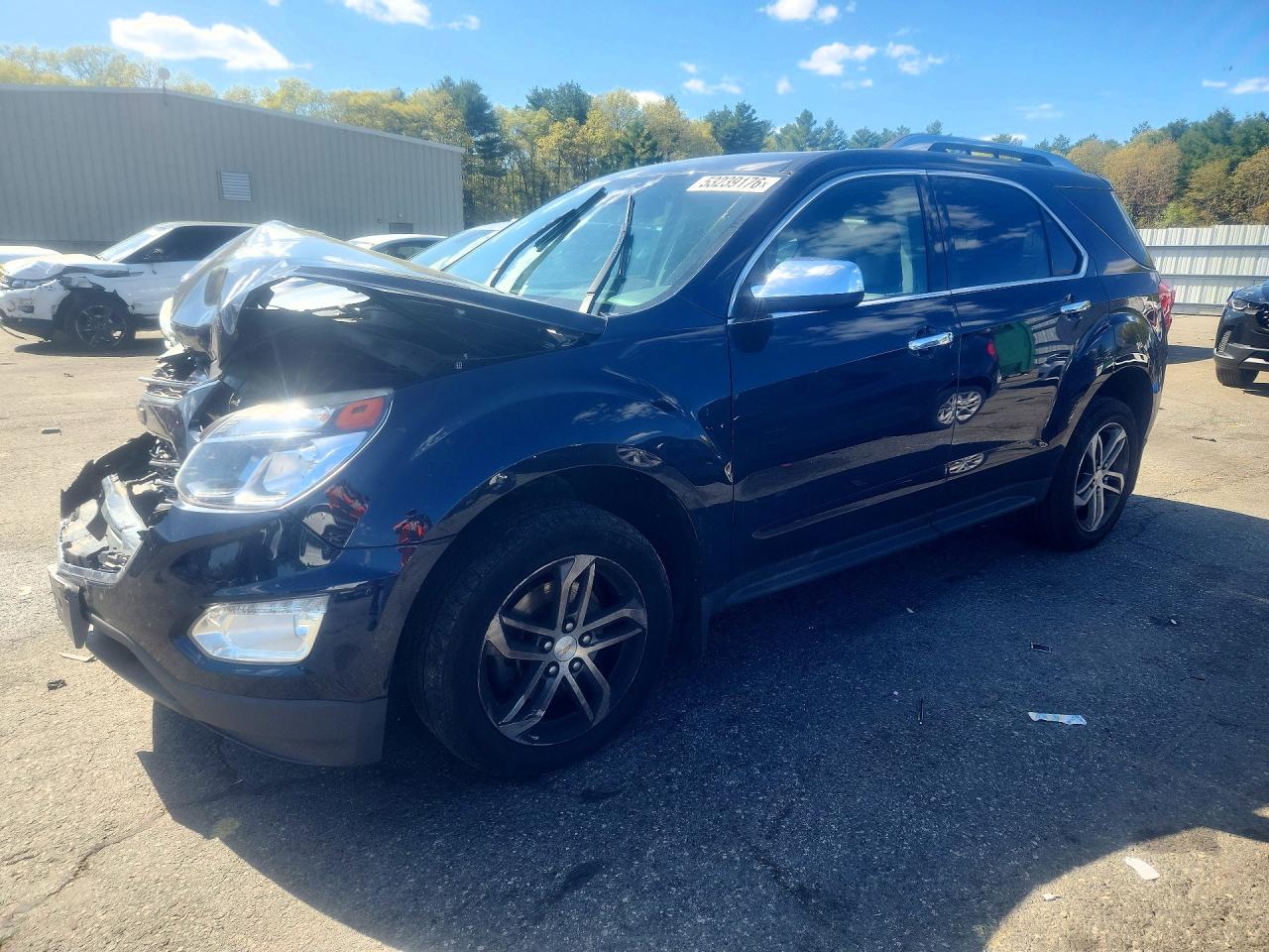 Salvage Chevrolet Equinox Image