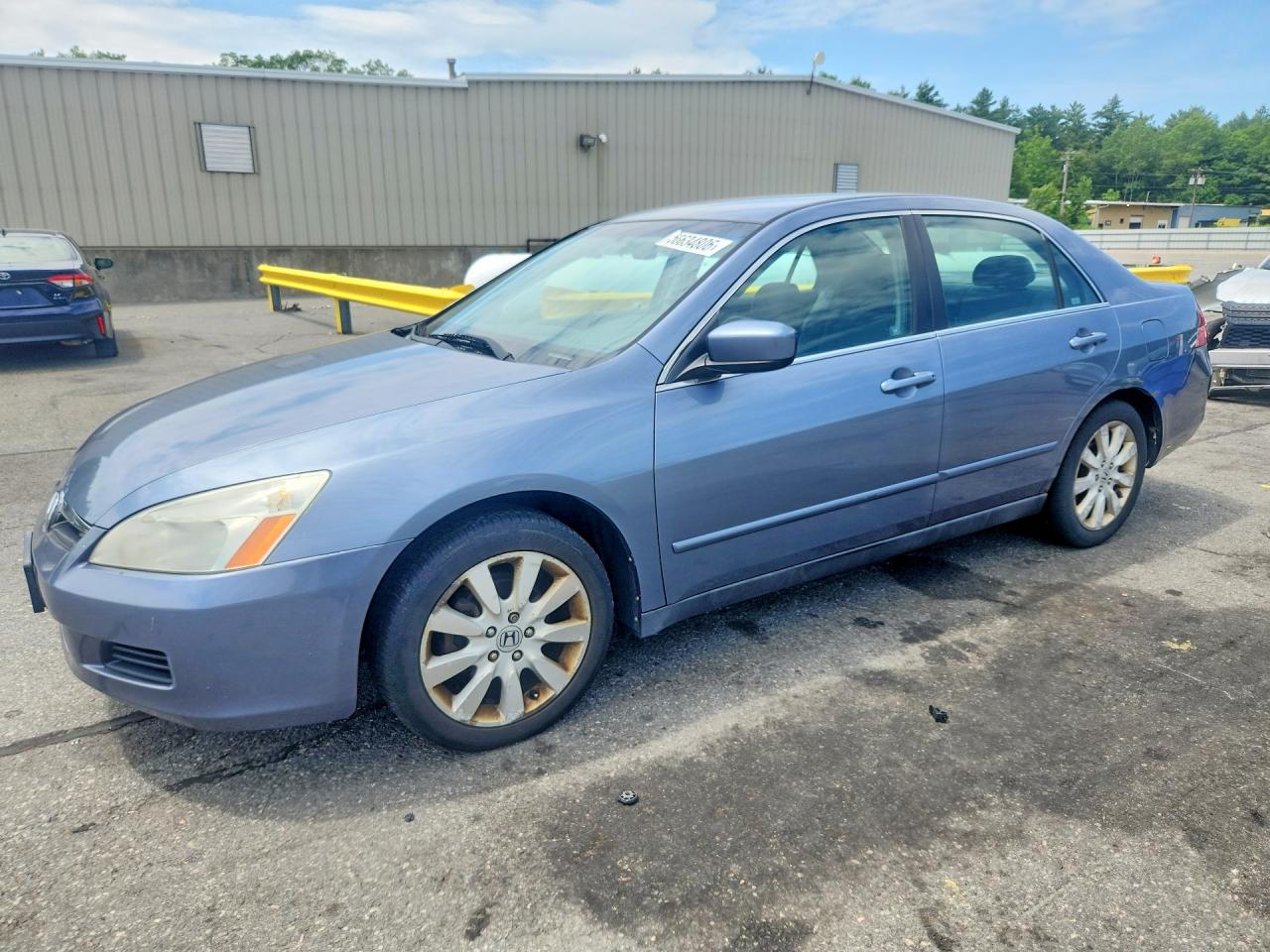 Salvage Honda Accord Image