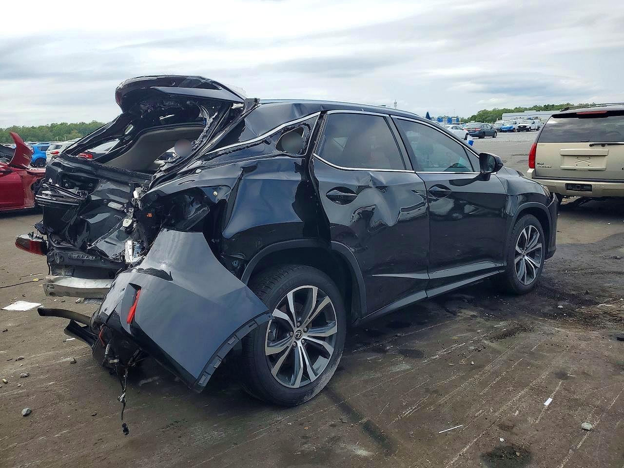 Lexus RX Base