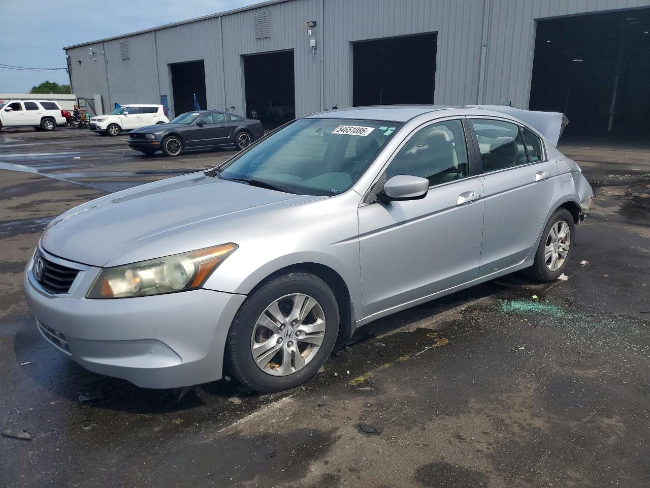 Salvage Honda Accord Image