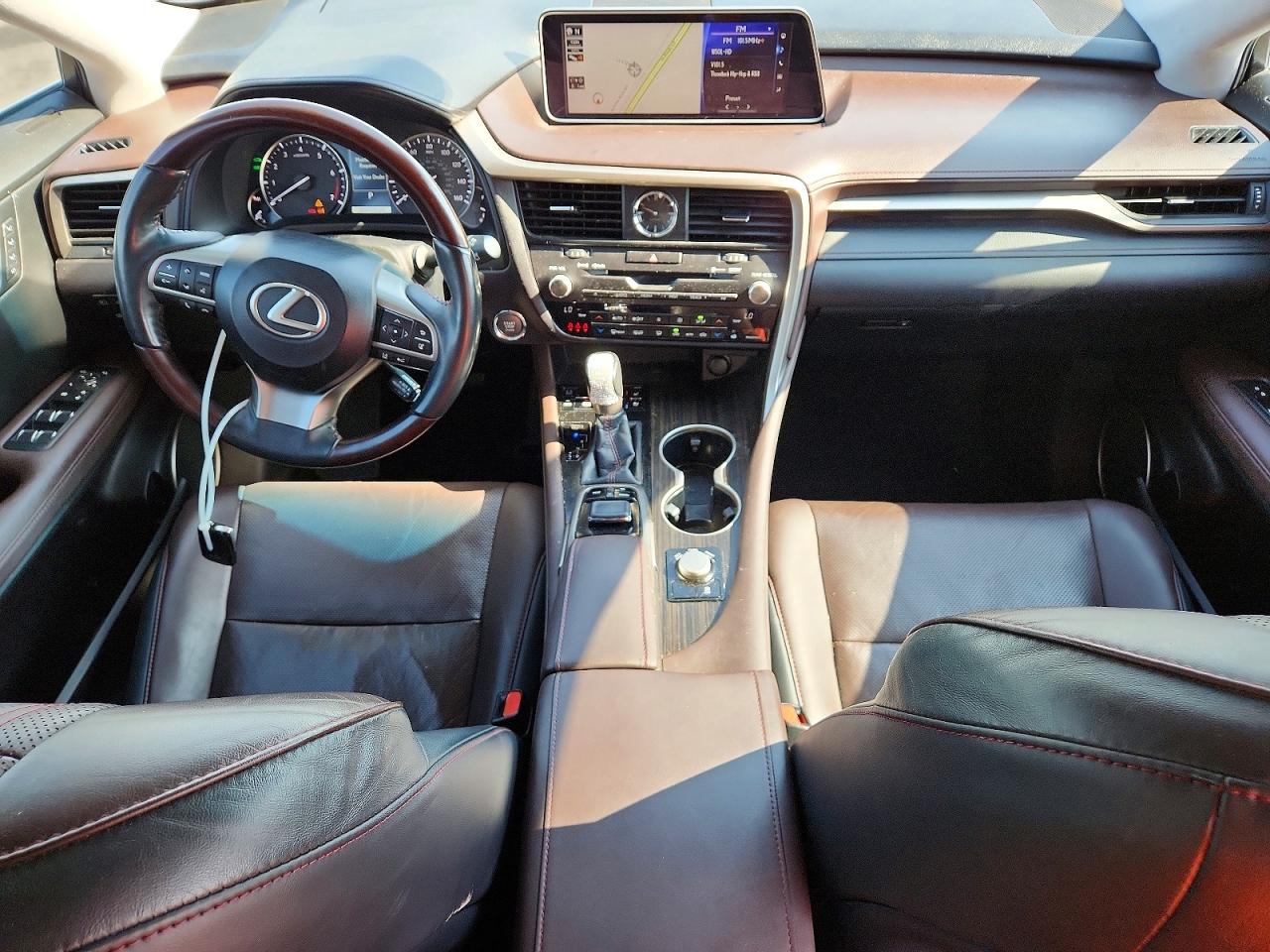 Lexus RX Base