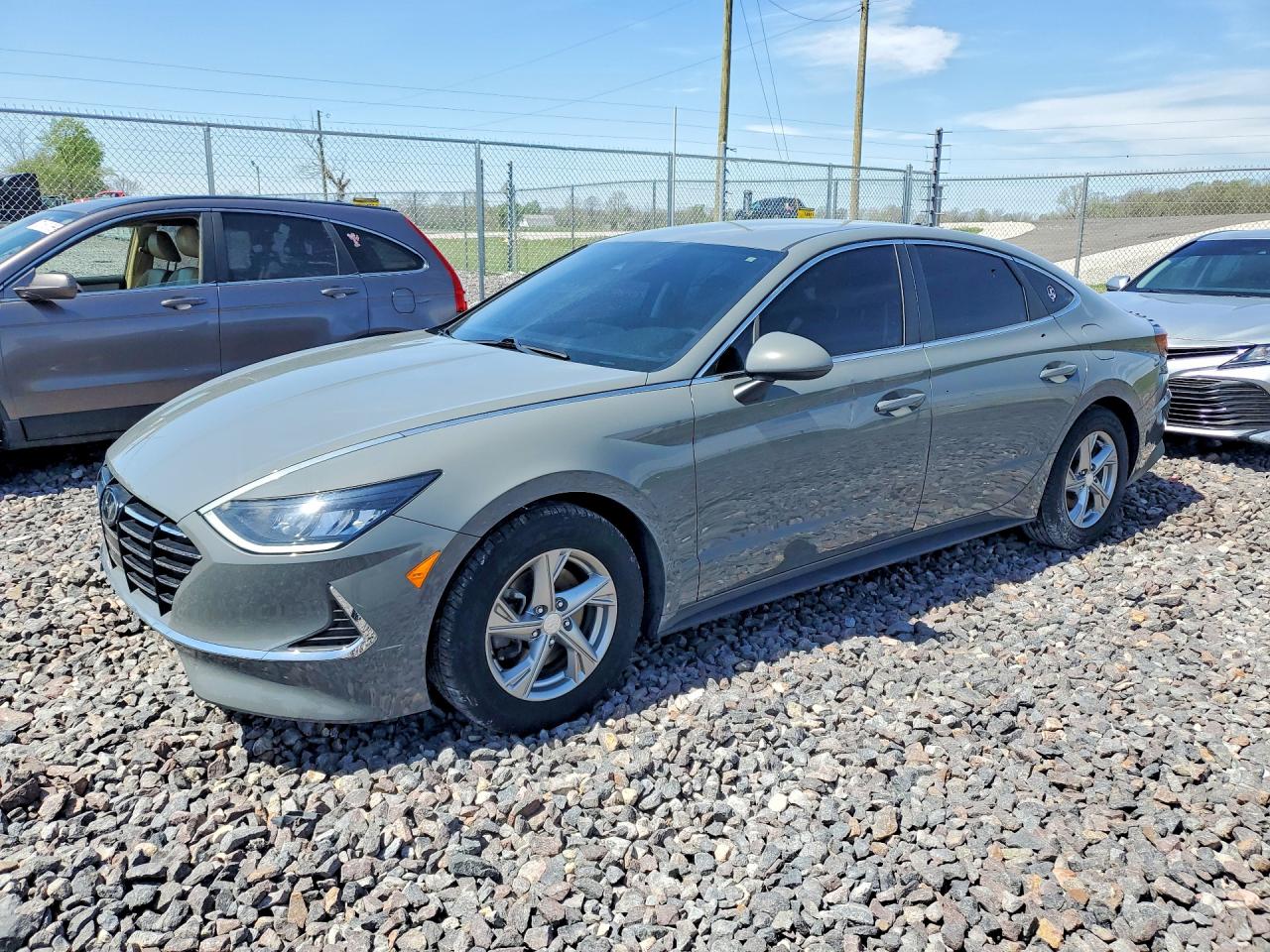 Salvage Hyundai SONATA Image