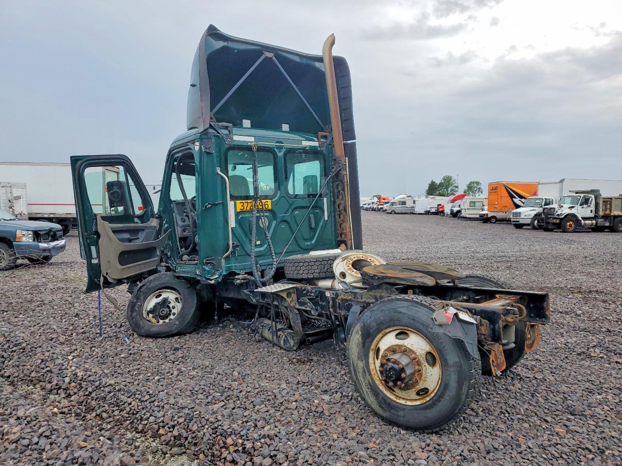 Freightliner Cascadia 113