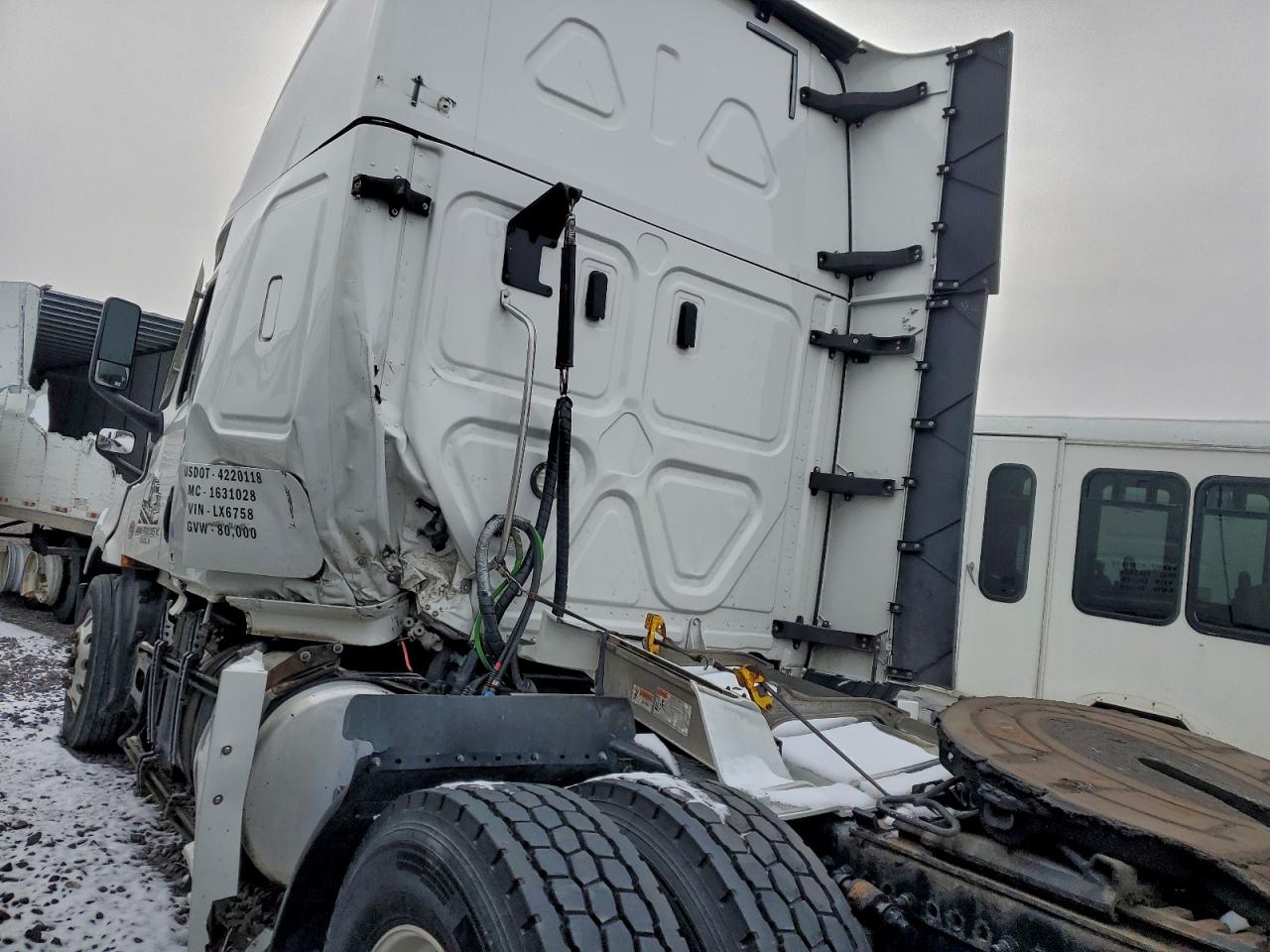 Freightliner Cascadia 1