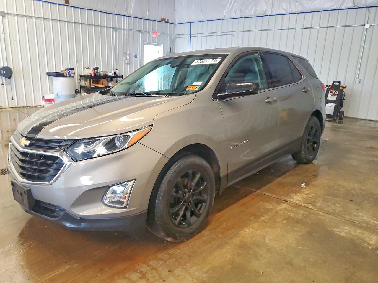 Salvage Chevrolet Equinox Image