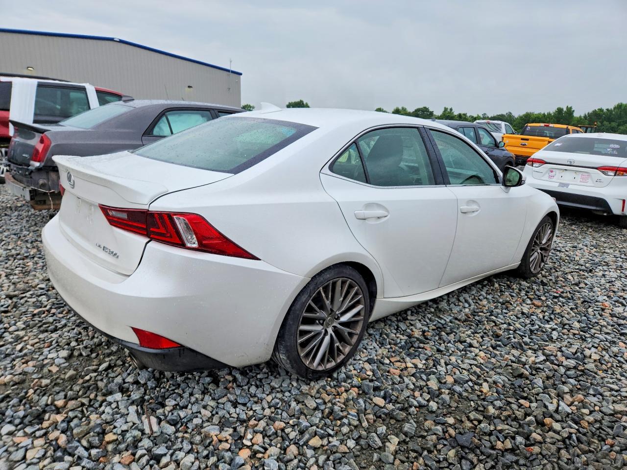 Lexus Is Base