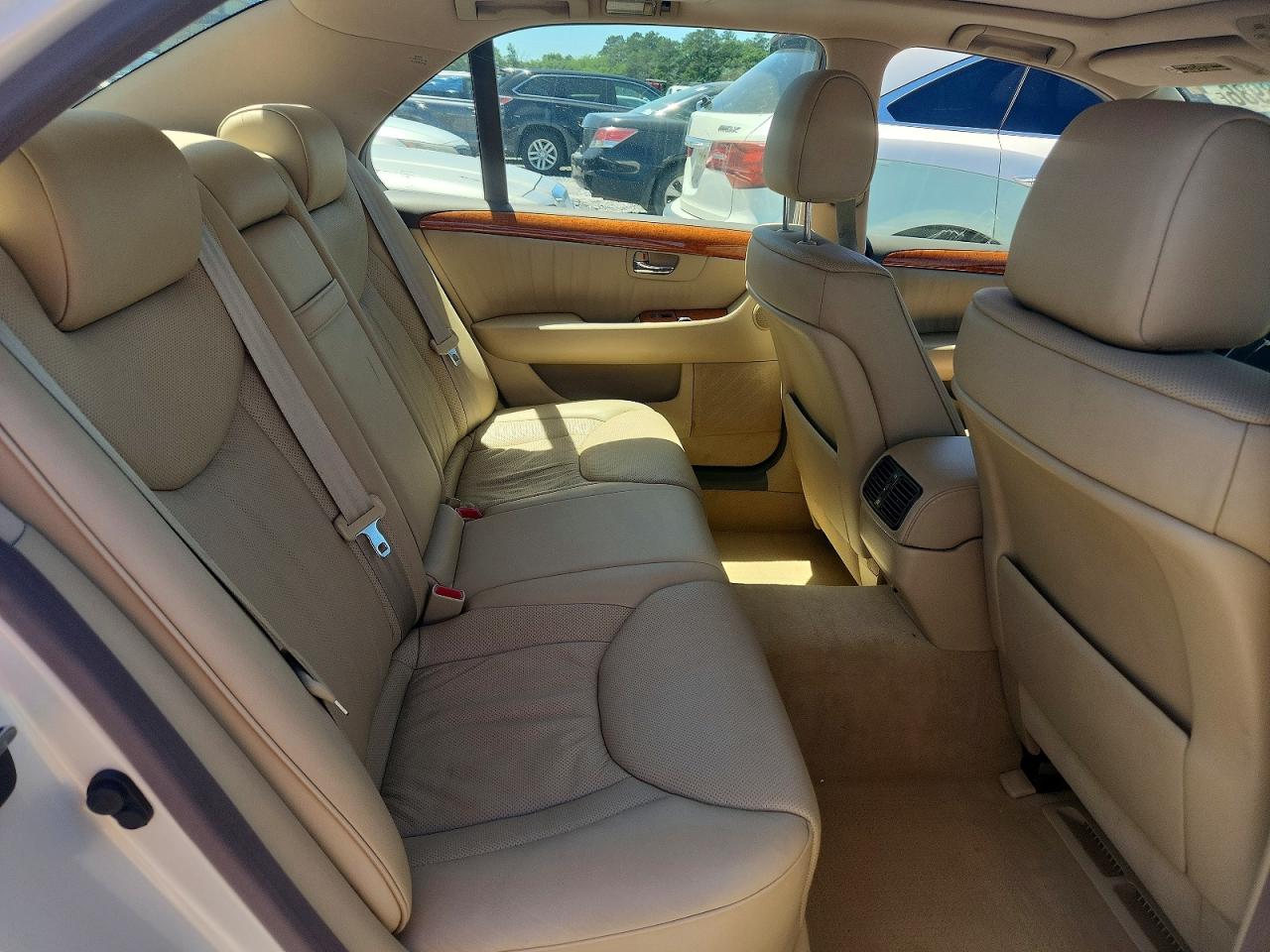 Lexus LS 430